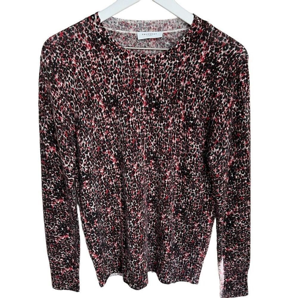 Equipment Pullover Sweater size Large Animal Print Lightweight Cotton Blend